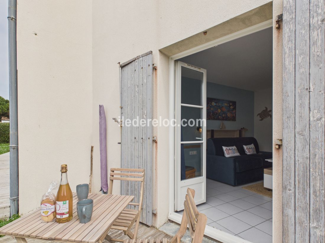 Photo 8: An accomodation located in Ars en R&eacute; on ile de R&eacute;.
