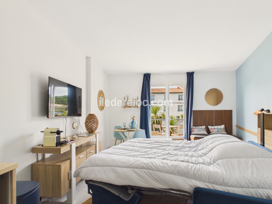 Photo 6: An accomodation located in Ars en R&eacute; on ile de R&eacute;.