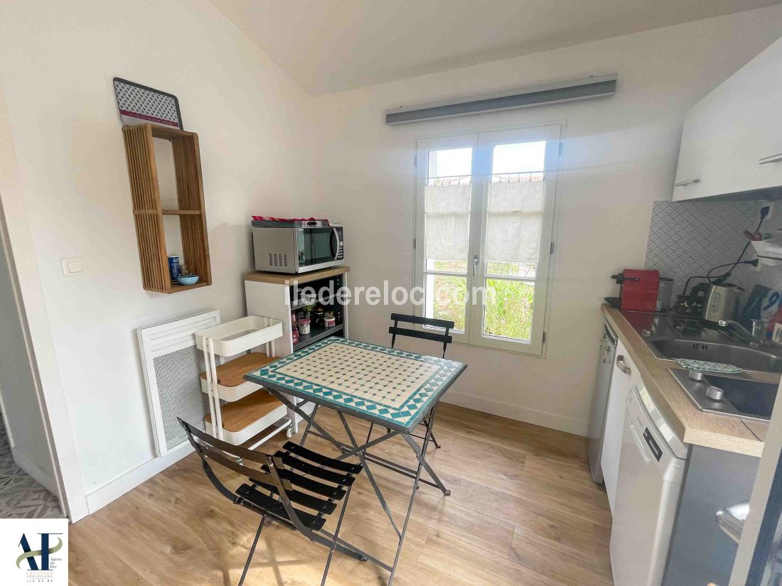 Photo 15: An accomodation located in Saint-Cl&eacute;ment-des-Baleines on ile de R&eacute;.