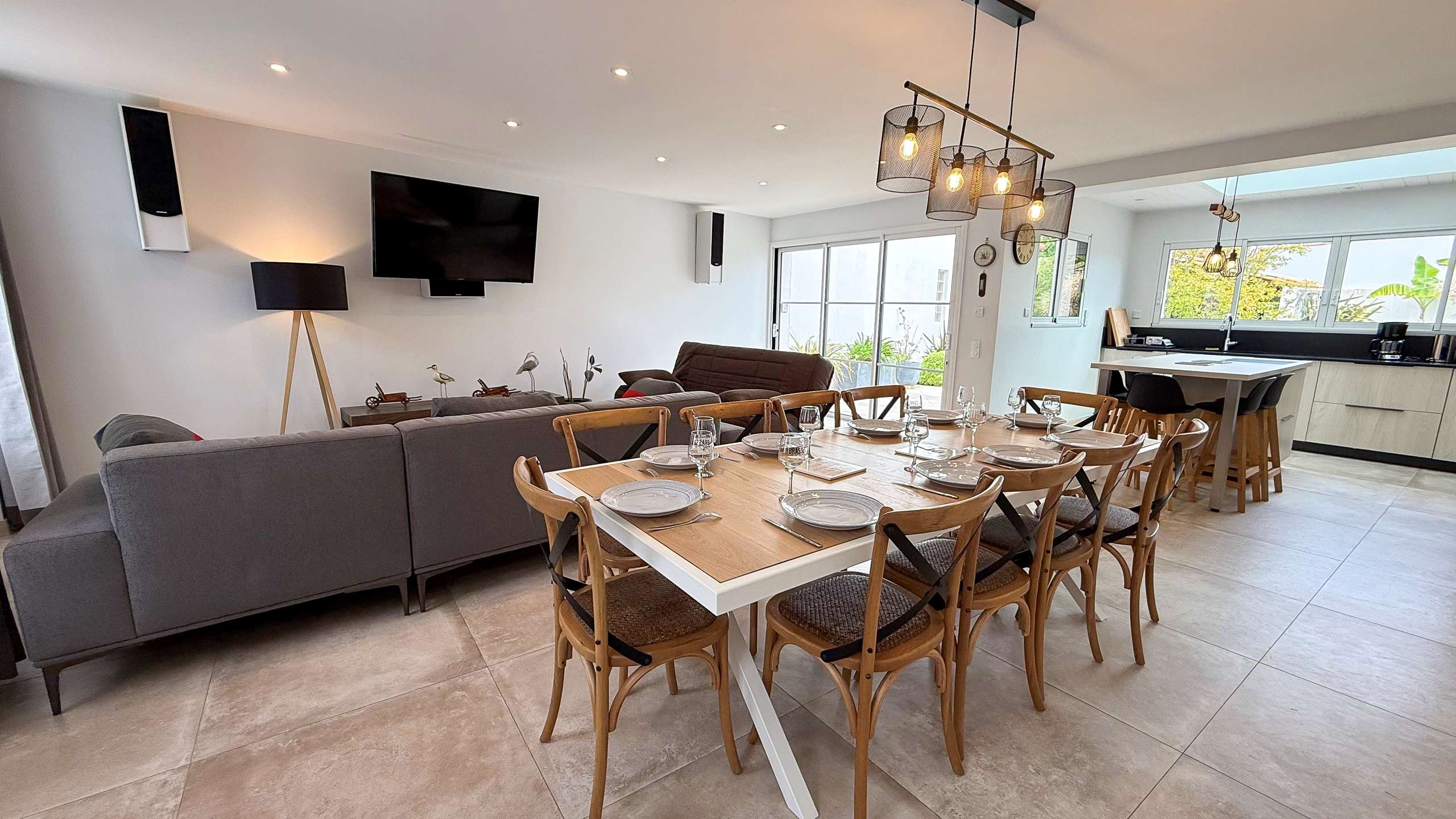 Photo 5: An accomodation located in Saint-Cl&eacute;ment-des-Baleines on ile de R&eacute;.
