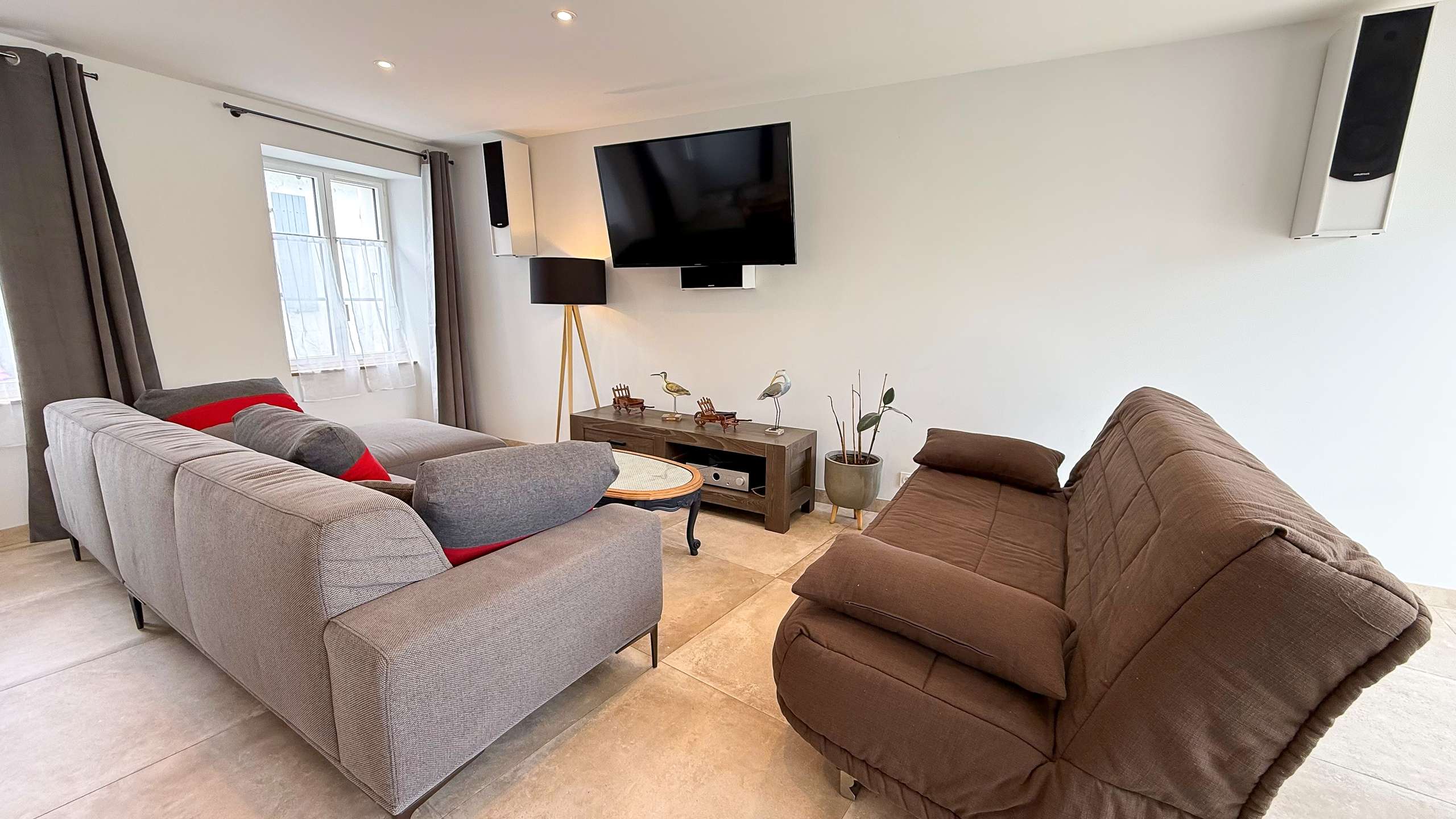 Photo 6: An accomodation located in Saint-Cl&eacute;ment-des-Baleines on ile de R&eacute;.