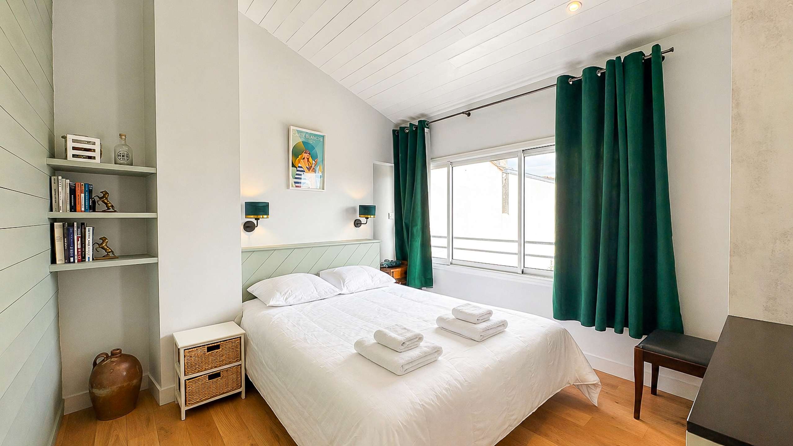 Photo 14: An accomodation located in Saint-Cl&eacute;ment-des-Baleines on ile de R&eacute;.