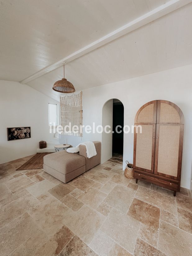 Photo 6: An accomodation located in Loix on ile de R&eacute;.
