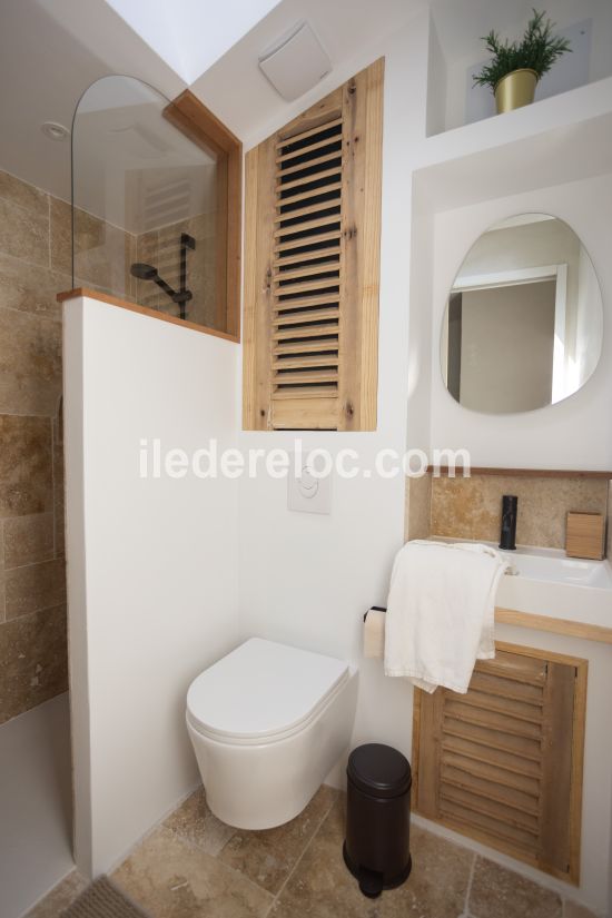 Photo 13: An accomodation located in Loix on ile de R&eacute;.