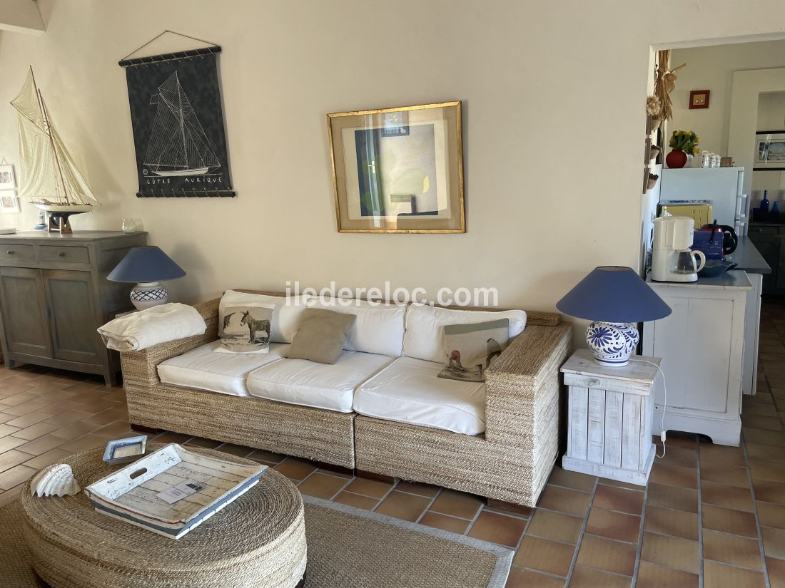 Photo 6: An accomodation located in Ars en R&eacute; on ile de R&eacute;.