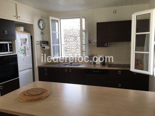 Photo 4: An accomodation located in La Couarde-sur-mer on ile de R&eacute;.