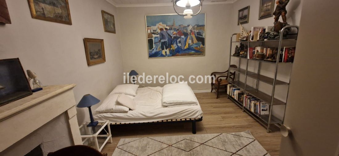 Photo 6: An accomodation located in Les Portes-en-R&eacute; on ile de R&eacute;.
