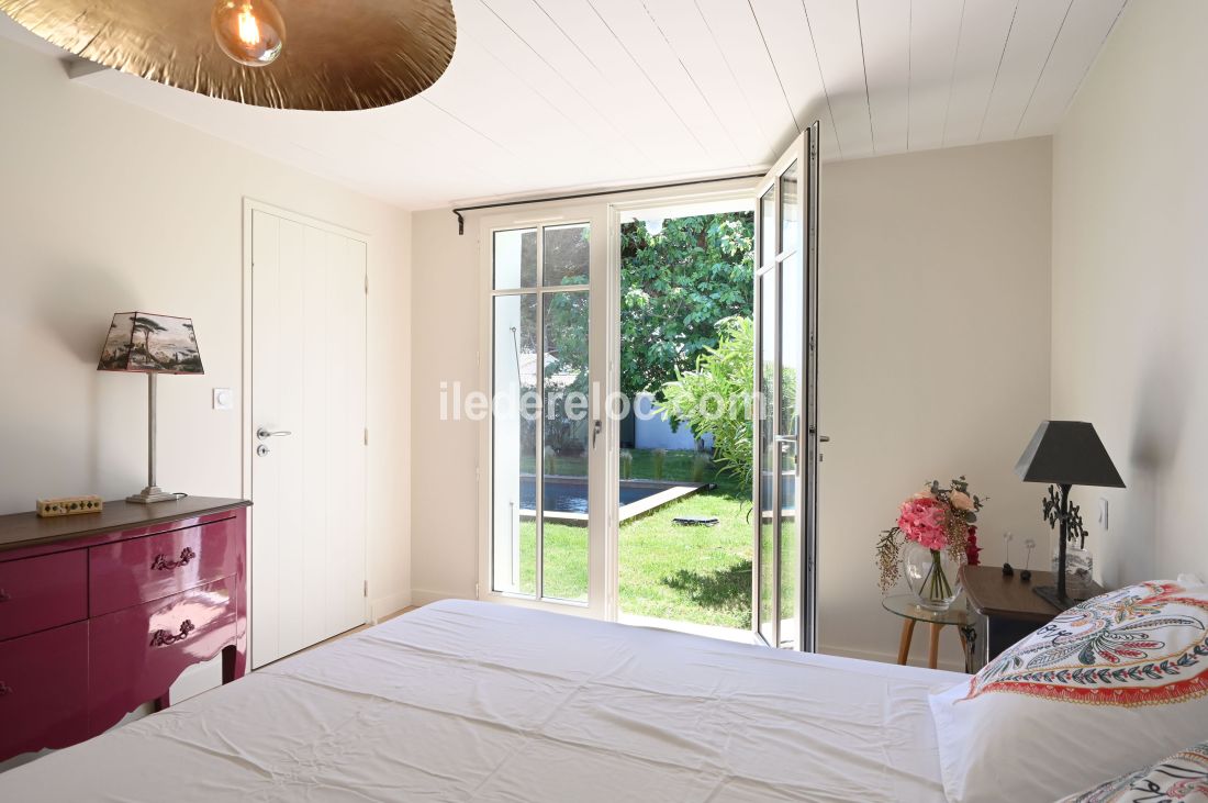 Photo 15: An accomodation located in Ars en R&eacute; on ile de R&eacute;.