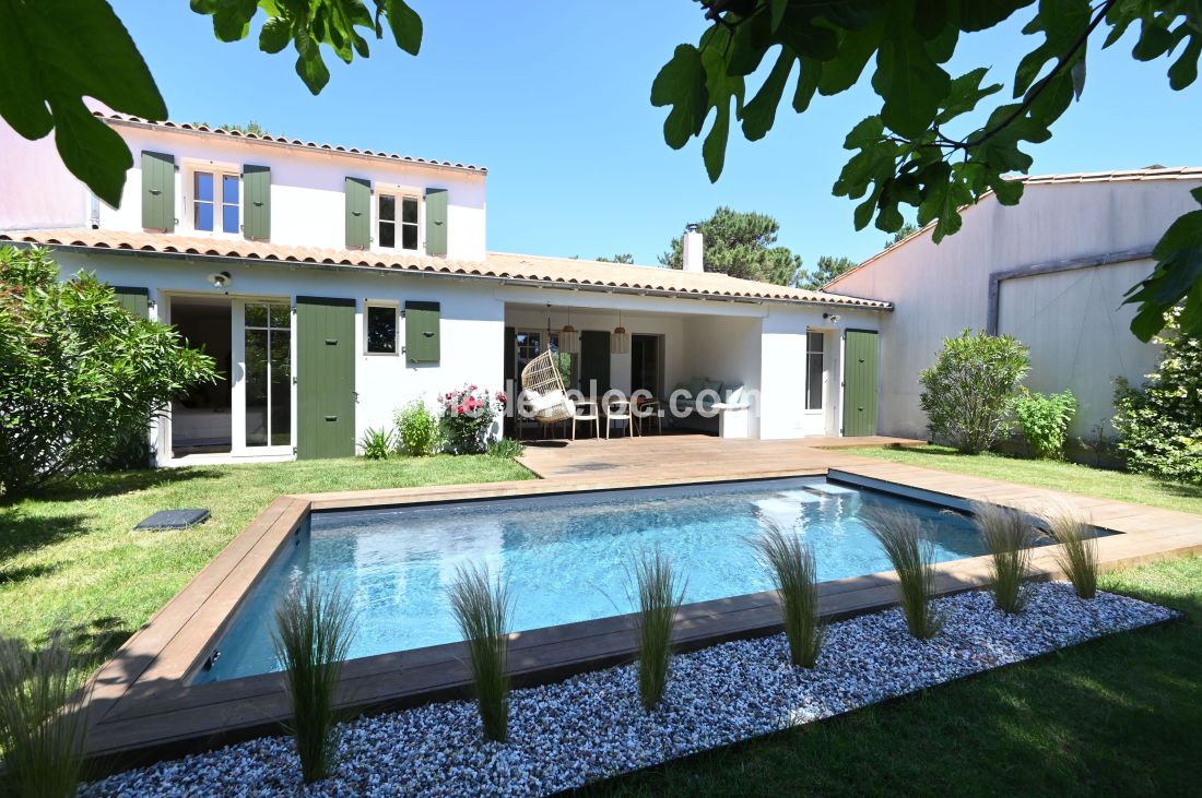 Photo 24: An accomodation located in Ars en R&eacute; on ile de R&eacute;.