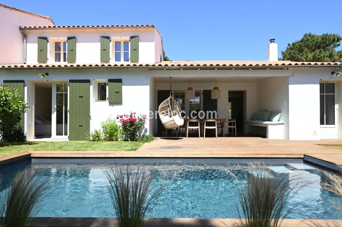 Photo 27: An accomodation located in Ars en R&eacute; on ile de R&eacute;.