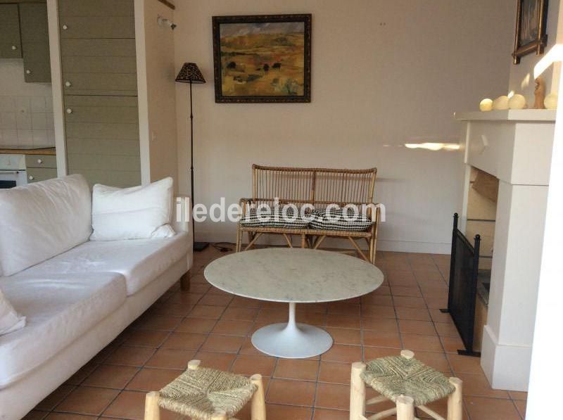 Photo 9: An accomodation located in Les Portes-en-R&eacute; on ile de R&eacute;.