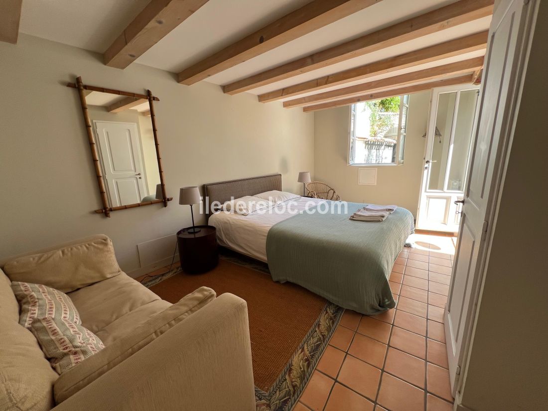 Photo 12: An accomodation located in Les Portes-en-R&eacute; on ile de R&eacute;.