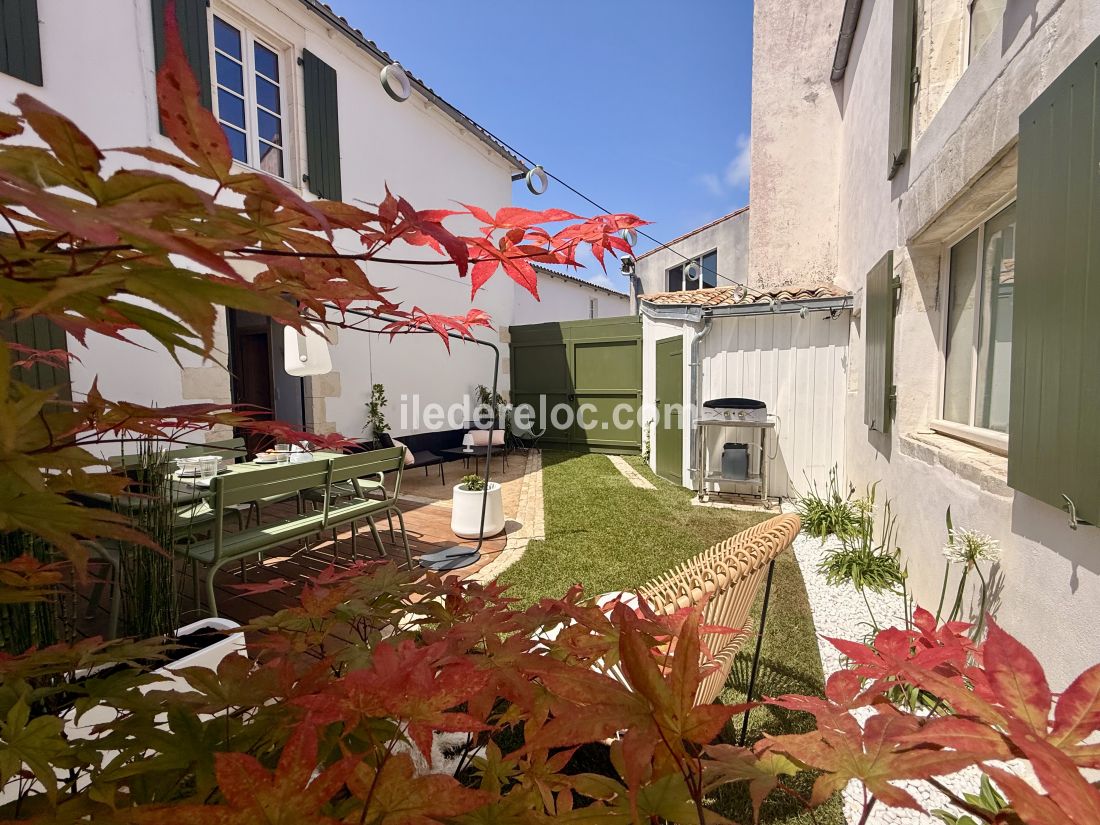 Photo 9: An accomodation located in Sainte-Marie-de-R&eacute; on ile de R&eacute;.