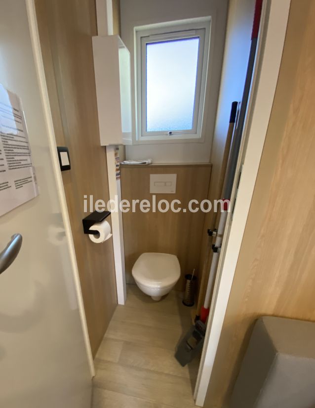 Photo 12: An accomodation located in Le Bois-Plage-en-R&eacute; on ile de R&eacute;.