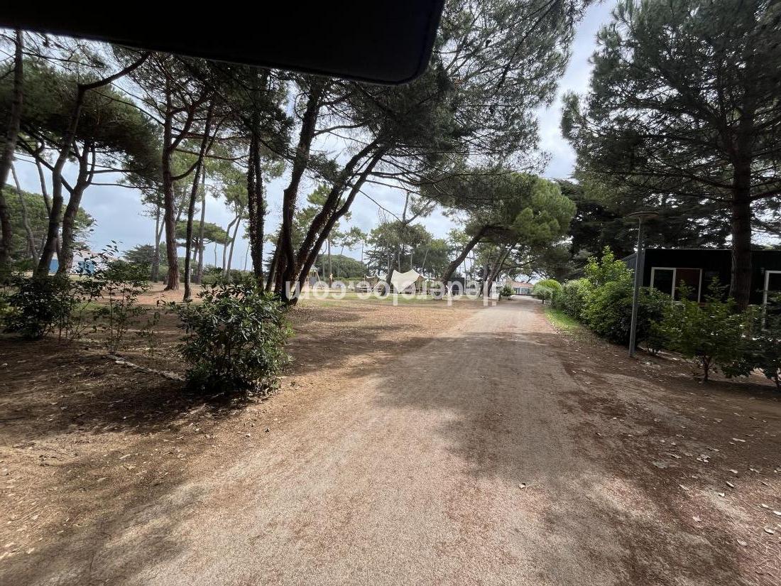 Photo 18: An accomodation located in Le Bois-Plage-en-R&eacute; on ile de R&eacute;.