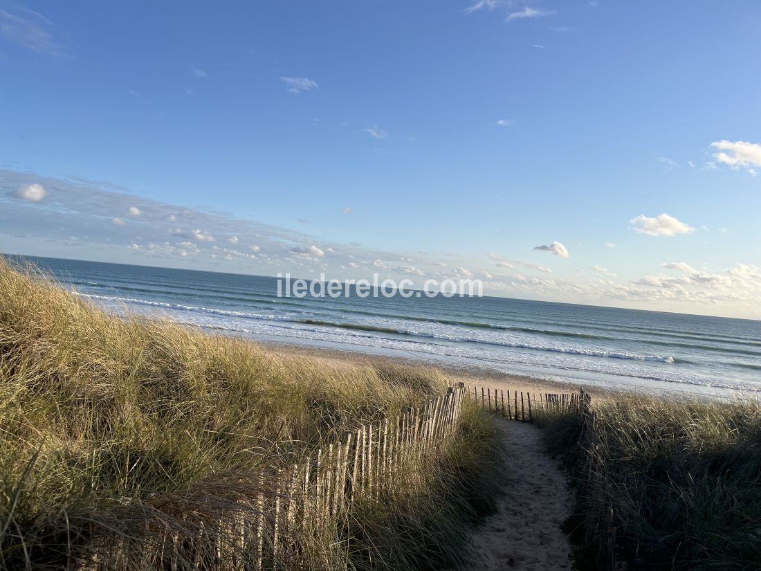 Photo 9: An accomodation located in Le Bois-Plage-en-R&eacute; on ile de R&eacute;.