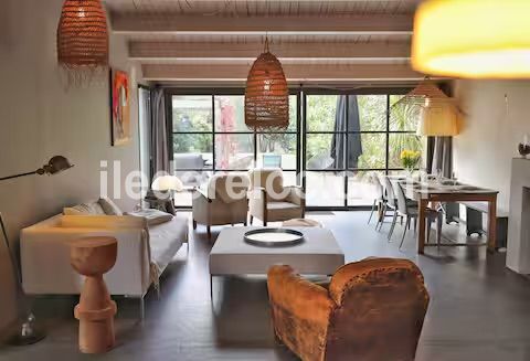 Photo 5: An accomodation located in Le Bois-Plage-en-R&eacute; on ile de R&eacute;.
