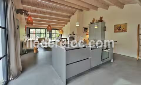 Photo 9: An accomodation located in Le Bois-Plage-en-R&eacute; on ile de R&eacute;.