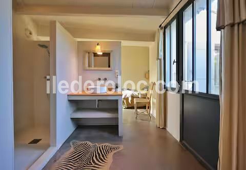 Photo 20: An accomodation located in Le Bois-Plage-en-R&eacute; on ile de R&eacute;.