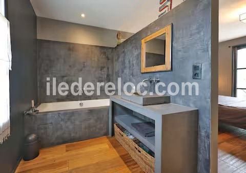 Photo 27: An accomodation located in Le Bois-Plage-en-R&eacute; on ile de R&eacute;.