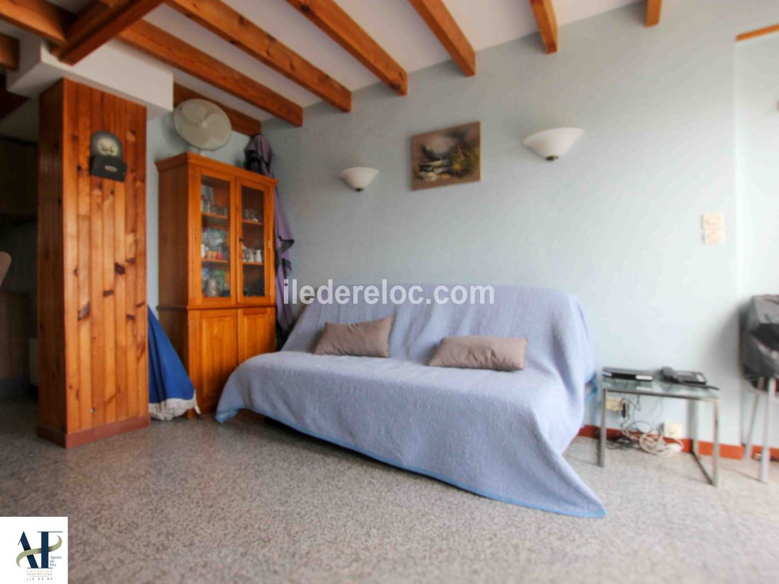 Photo 5: An accomodation located in Saint-Cl&eacute;ment-des-Baleines on ile de R&eacute;.