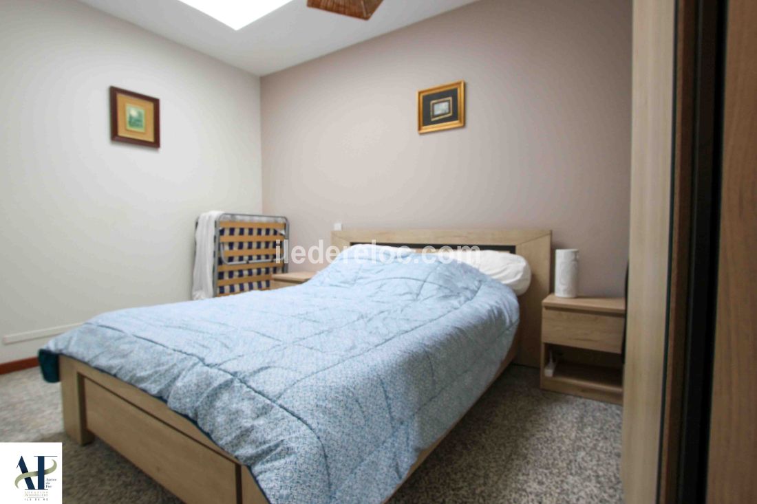 Photo 10: An accomodation located in Saint-Cl&eacute;ment-des-Baleines on ile de R&eacute;.