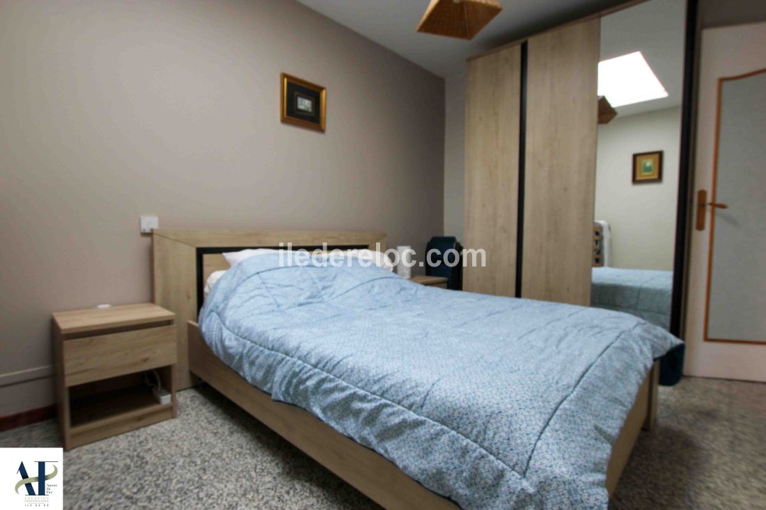 Photo 11: An accomodation located in Saint-Cl&eacute;ment-des-Baleines on ile de R&eacute;.