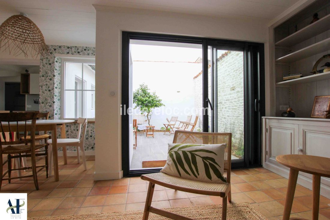 Photo 8: An accomodation located in Les Portes-en-R&eacute; on ile de R&eacute;.