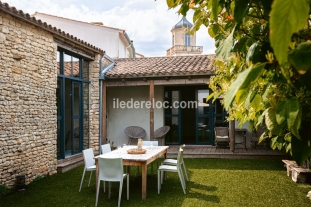 Ile de R&eacute;:The workshop - loft renovated in a carpentry shop