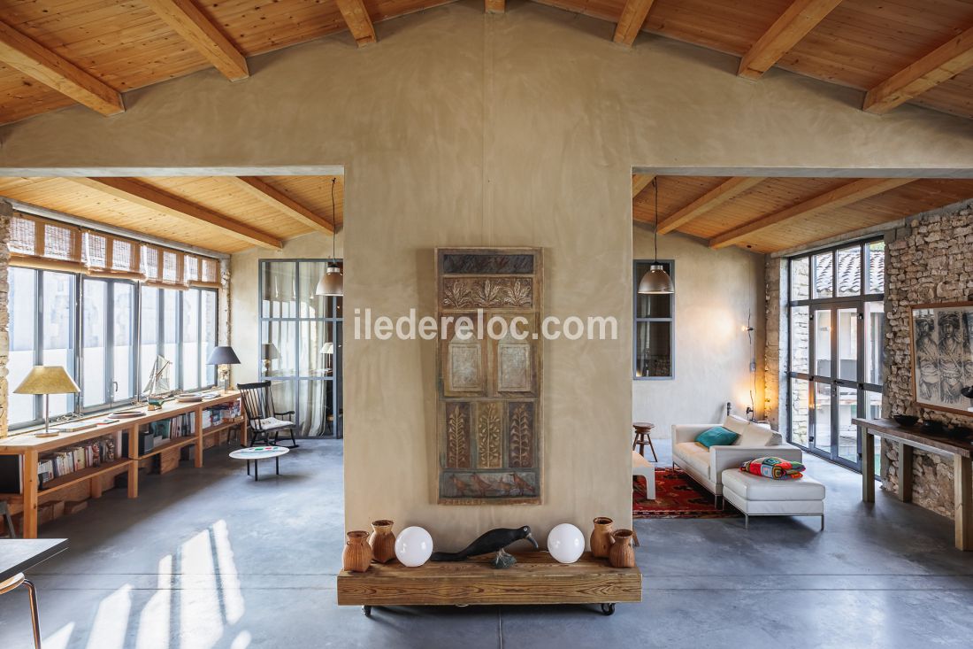 Photo 12: An accomodation located in Le Bois-Plage-en-R&eacute; on ile de R&eacute;.