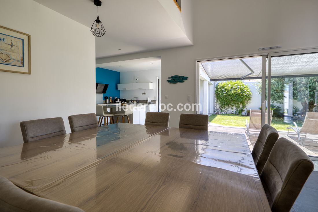 Photo 18: An accomodation located in Saint-Martin-de-R&eacute; on ile de R&eacute;.