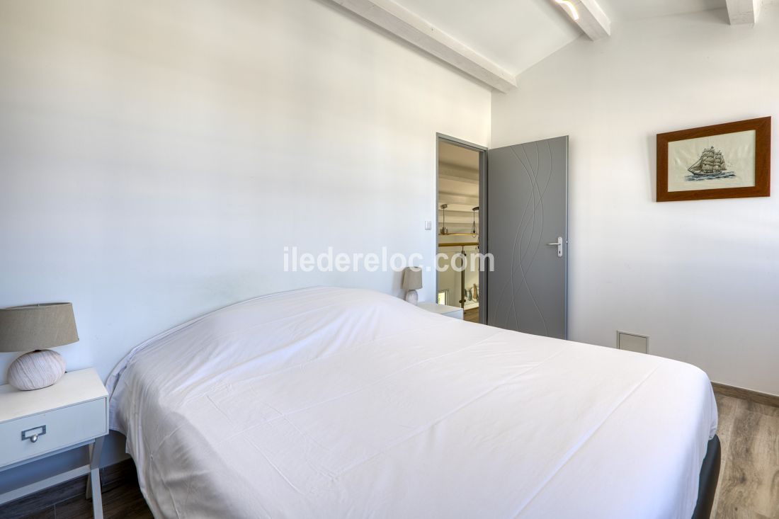 Photo 34: An accomodation located in Saint-Martin-de-R&eacute; on ile de R&eacute;.