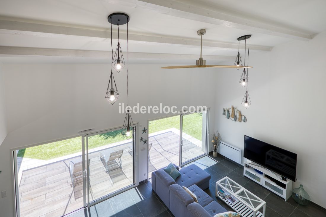 Photo 38: An accomodation located in Saint-Martin-de-R&eacute; on ile de R&eacute;.