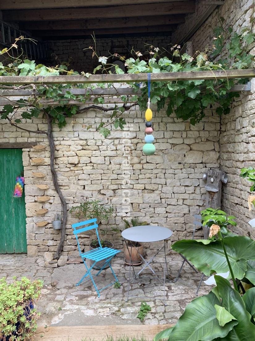 Photo 10: An accomodation located in Sainte-Marie-de-R&eacute; on ile de R&eacute;.