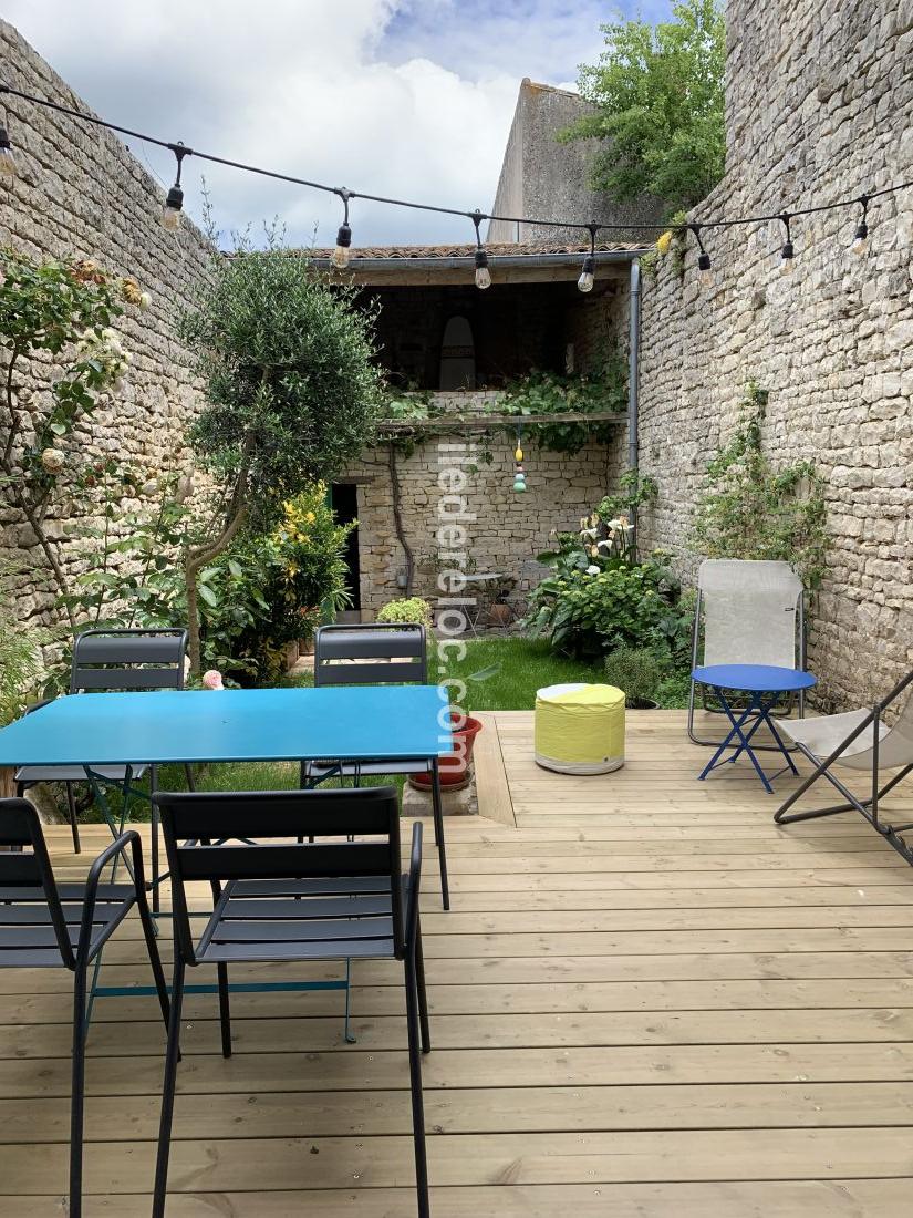 Photo 9: An accomodation located in Sainte-Marie-de-R&eacute; on ile de R&eacute;.