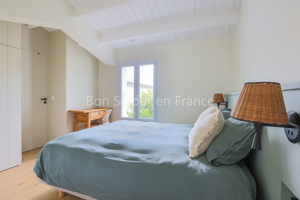 Photo 25: An accomodation located in Le Bois-Plage-en-R&eacute; on ile de R&eacute;.