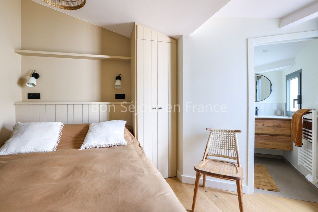 Photo 22: An accomodation located in Le Bois-Plage-en-R&eacute; on ile de R&eacute;.
