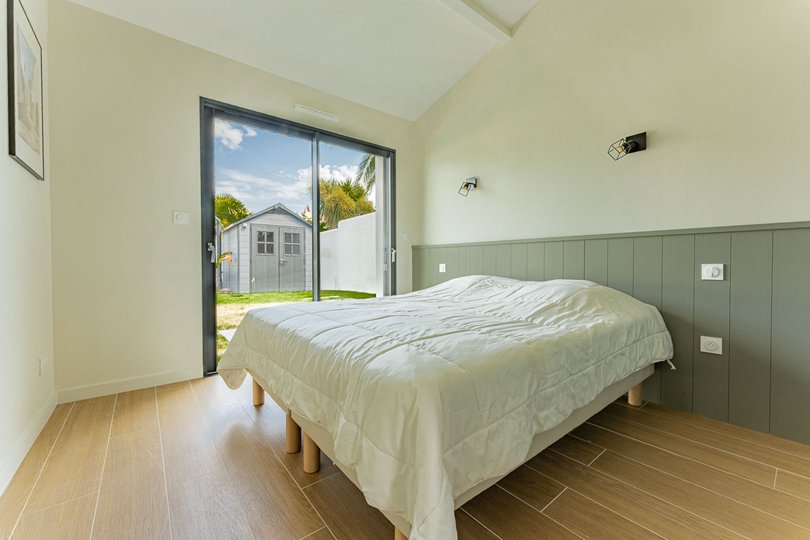 Photo 13: An accomodation located in Le Bois-Plage-en-R&eacute; on ile de R&eacute;.