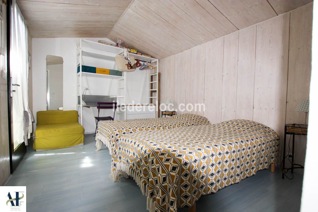 Photo 11: An accomodation located in Les Portes-en-R&eacute; on ile de R&eacute;.