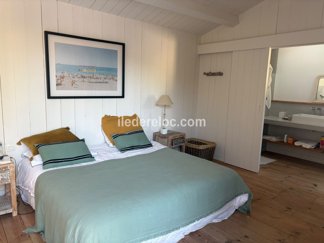 Photo 12: An accomodation located in Ars en R&eacute; on ile de R&eacute;.