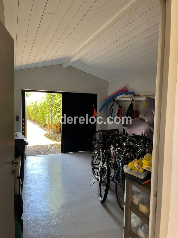 Photo 13: An accomodation located in Ars en R&eacute; on ile de R&eacute;.