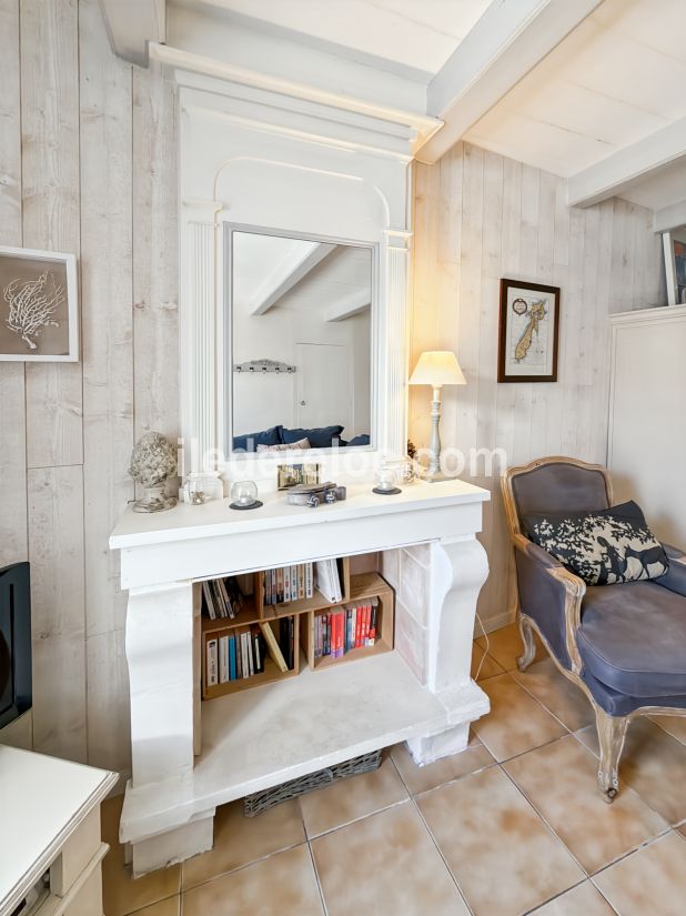 Photo 6: An accomodation located in La Flotte-en-R&eacute; on ile de R&eacute;.