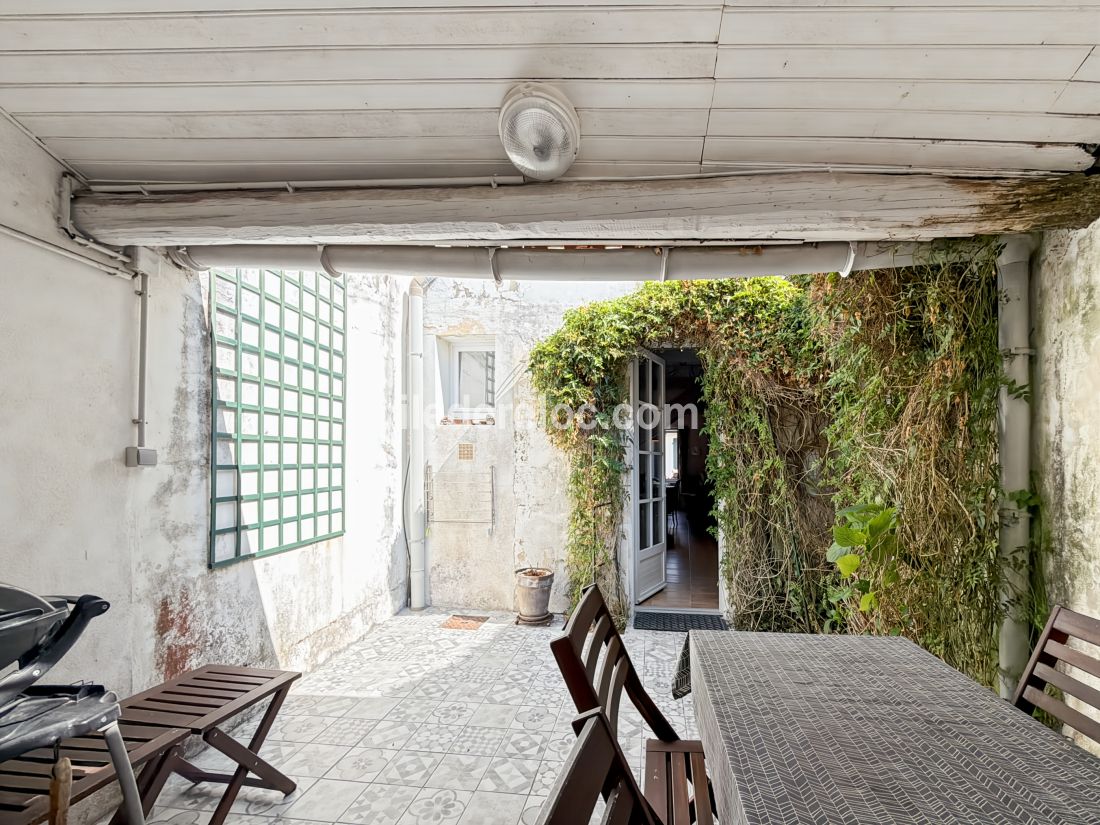 Photo 19: An accomodation located in La Flotte-en-R&eacute; on ile de R&eacute;.