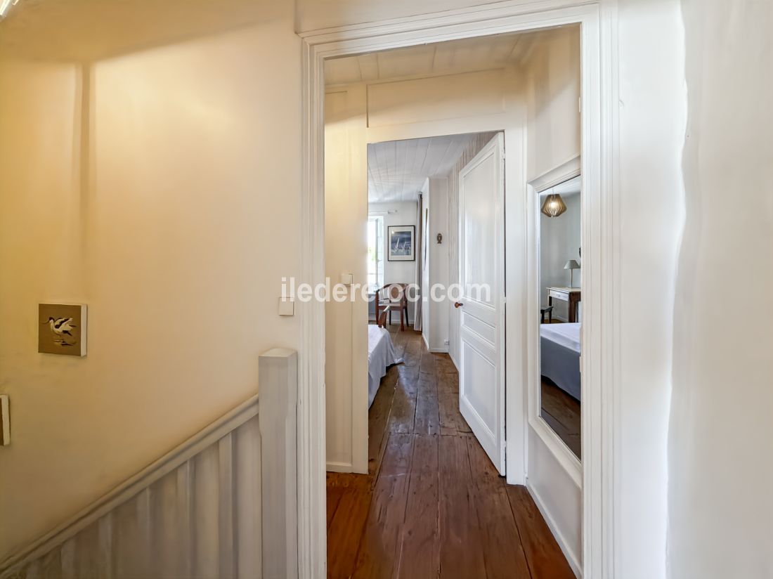 Photo 9: An accomodation located in La Flotte-en-R&eacute; on ile de R&eacute;.