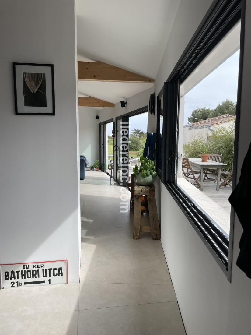 Photo 4: An accomodation located in Loix on ile de R&eacute;.