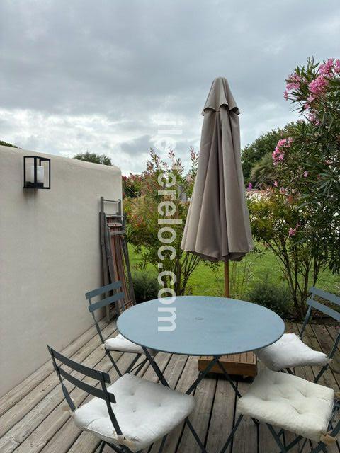 Photo 4: An accomodation located in La Couarde-sur-mer on ile de R&eacute;.