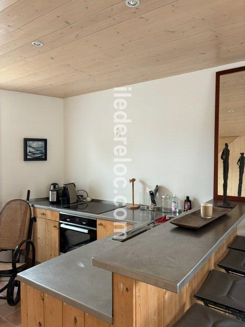 Photo 6: An accomodation located in La Couarde-sur-mer on ile de R&eacute;.