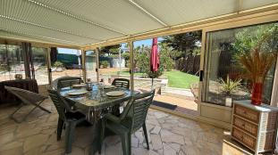 Ile de R&eacute;:Lovely little rental near the beach.