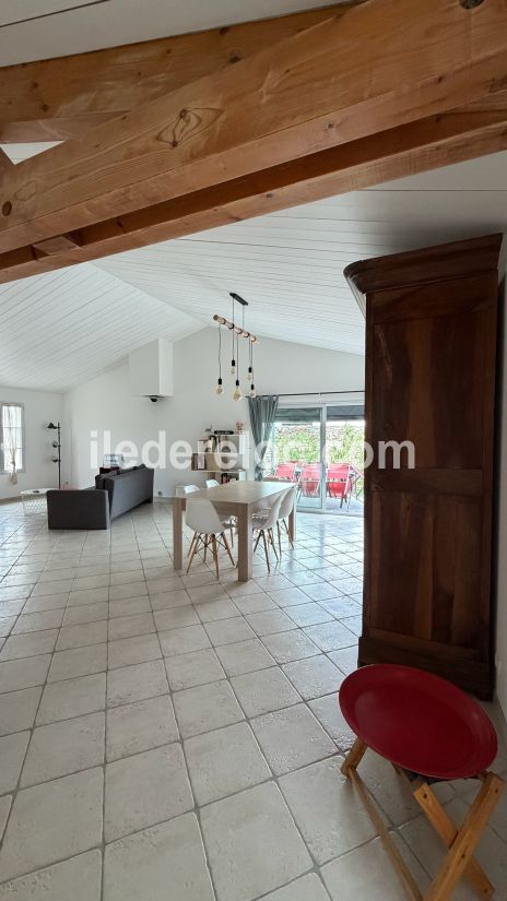 Photo 5: An accomodation located in Sainte-Marie-de-R&eacute; on ile de R&eacute;.
