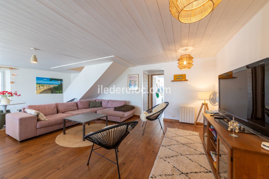 Photo 14: An accomodation located in Les Portes-en-R&eacute; on ile de R&eacute;.